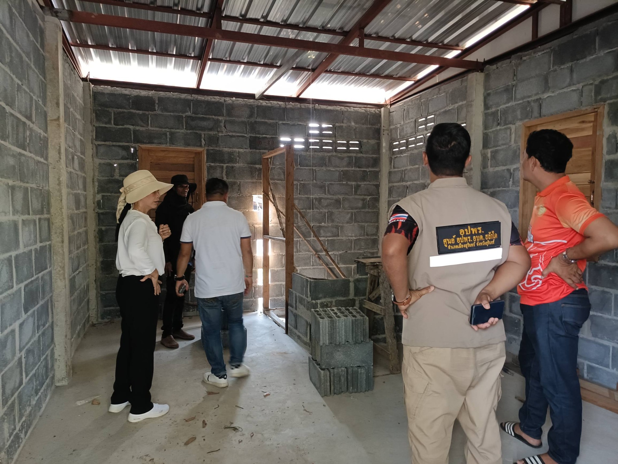 ลงพื้นที่สำรวจบ้านผู้ยากไร้ตาม "โครงการพัฒนาด้านคุณภาพชีวิต/ปรับปรุง/ซ้อมแซมที่อยู่อาศัยของผู้พิการ และผู้สูงอายุ ประจำปีงบประมาณ 2569 